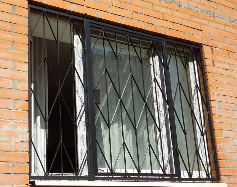 Распашные алюминиевые решётки на окна цены фото
